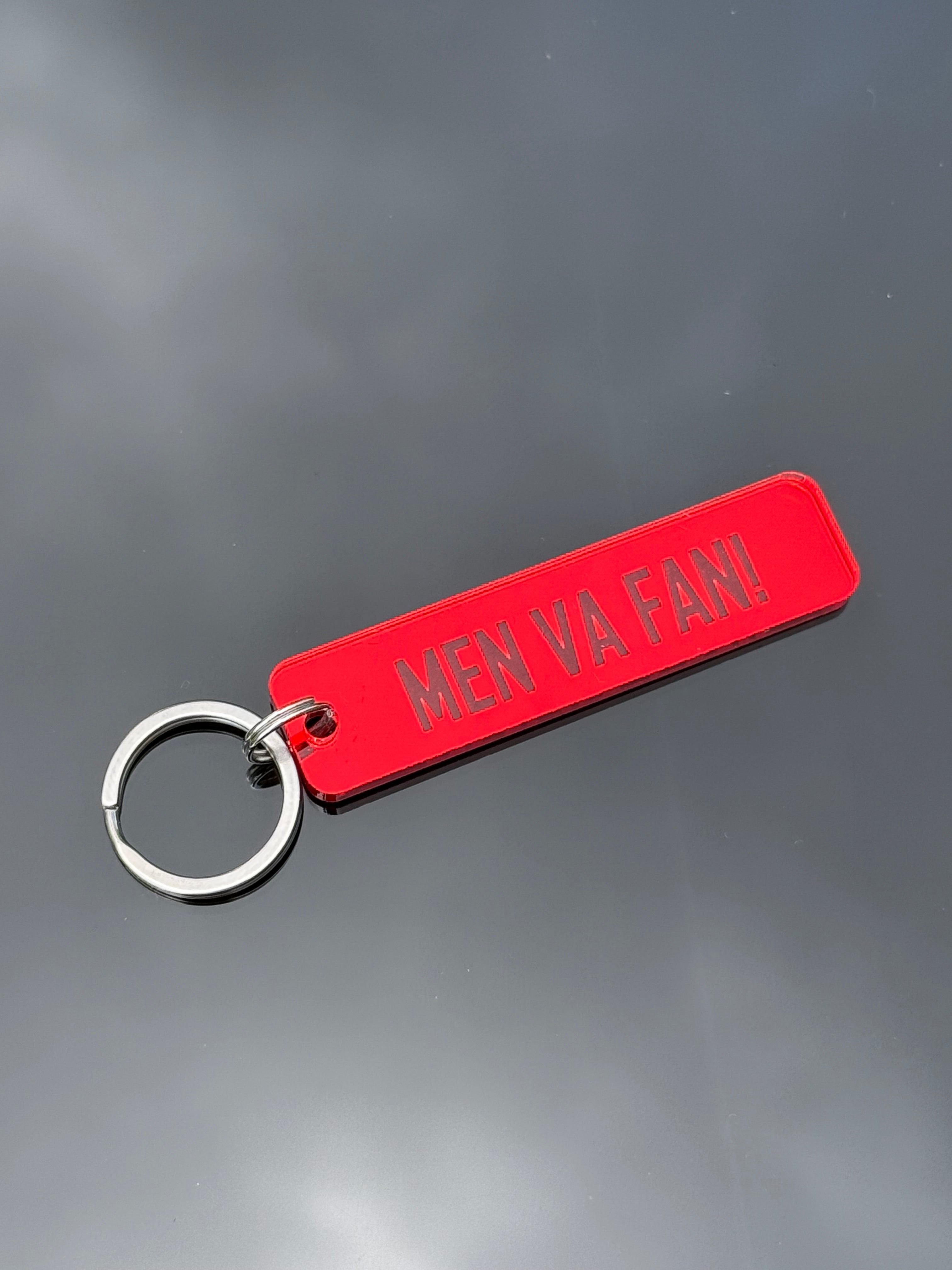 Present Nyckelring | MEN VA FAN!