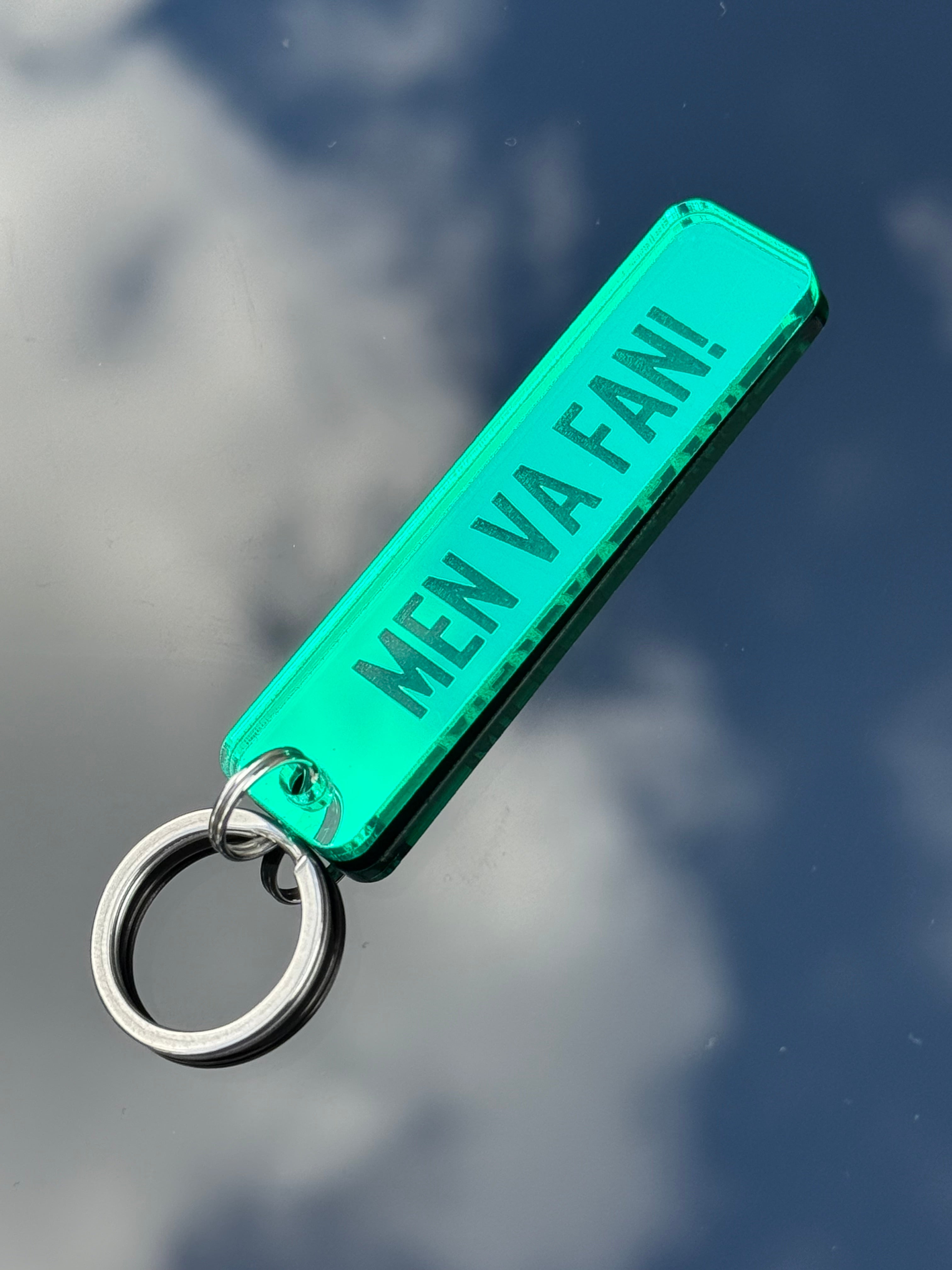 Present Nyckelring | MEN VA FAN!