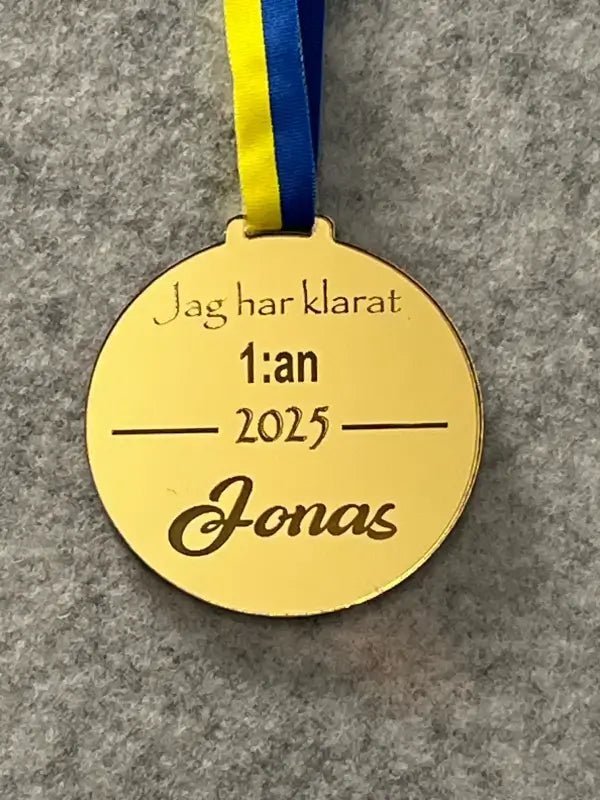 Medalj avslutningspresent | Jag har klarat 1:an - Engwek.se