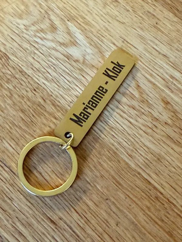Nyckelring | skriv din text - ByEngwek