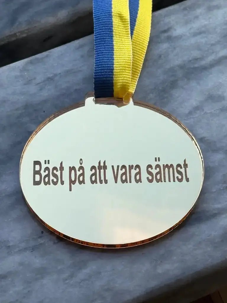 Rolig medalj – Bäst på att vara sämst | Skämtpresent - Engwek.se