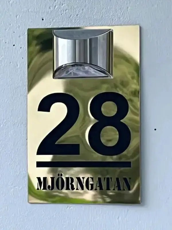 Snygg husskylt med belysning - Express - presenter