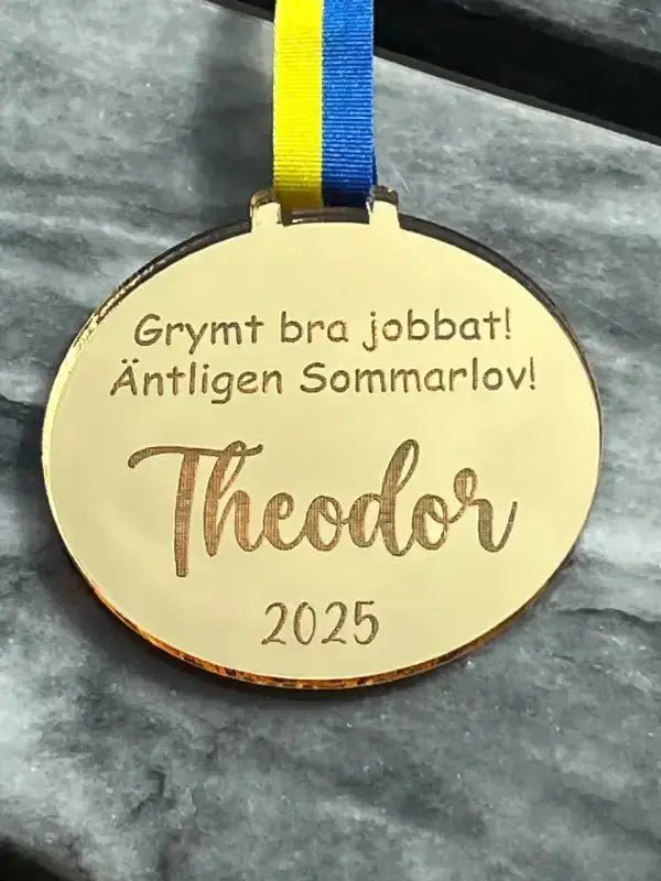 Sommarlovspresent | Medalj | Grymt bra jobbat - Engwek.se