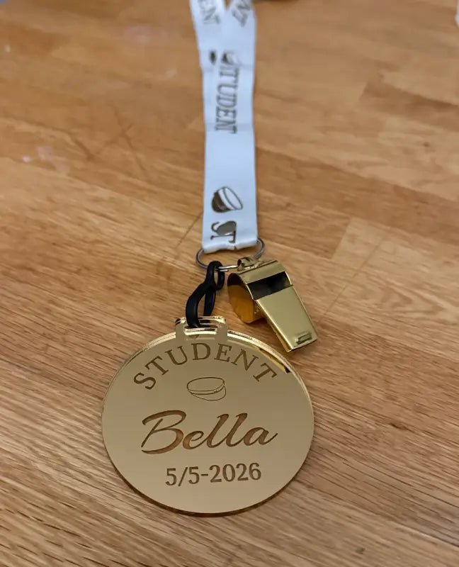Studentpresent Medalj – Klassisk studentmedalj till studentfirande | ByEngwek.se - Engwek.se